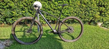 Used Orbea Alma Shimano Deore XT 2023 Mountainbike, Light Gray — image 2 of 3