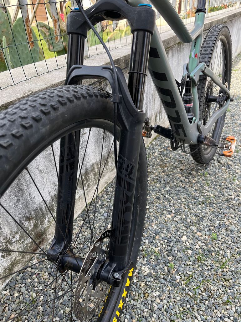 Used Scott Spark 720 2017 2017 Mountainbike, Green, 27.5 — image 5 of 7