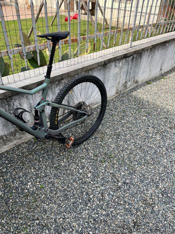 Used Scott Spark 720 2017 2017 Mountainbike, Green, 27.5 — image 2 of 7
