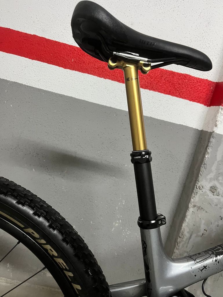 Used Pivot Trail 429 2024 Mountainbike, Light Gray, 29 — image 7 of 10