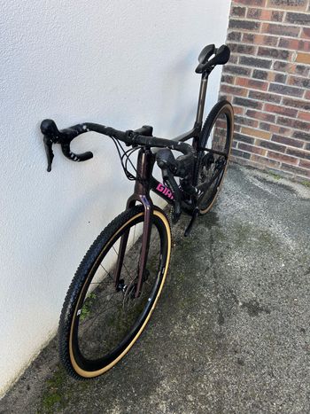 Used Giant Revolt, Advanced 2 2021 2021 Road & Gravel, Purple — image 4 of 4
