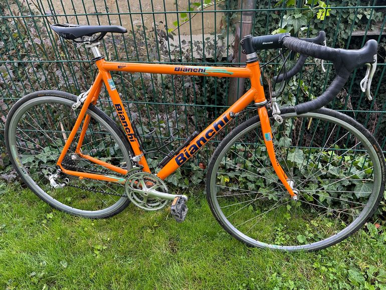 Used Bianchi Mega Pro 1999 Road & Gravel, Orange — image 1 of 4