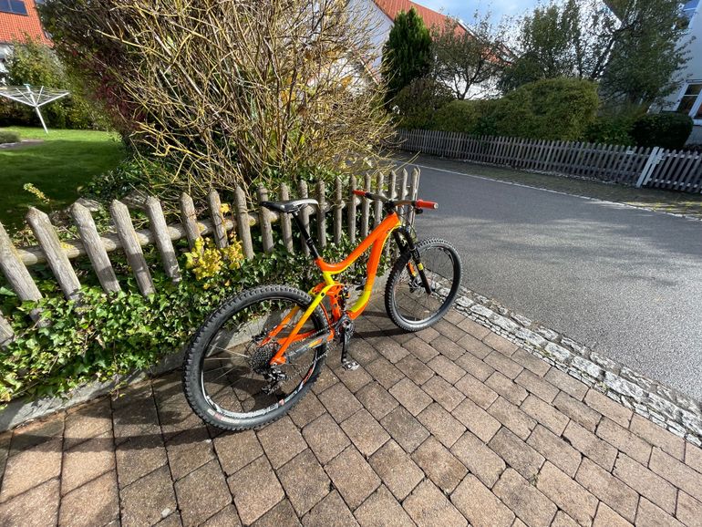 Used Giant Reign 27.5 1 2015 2015 Mountainbike, Orange, 27.5 — image 4 of 9