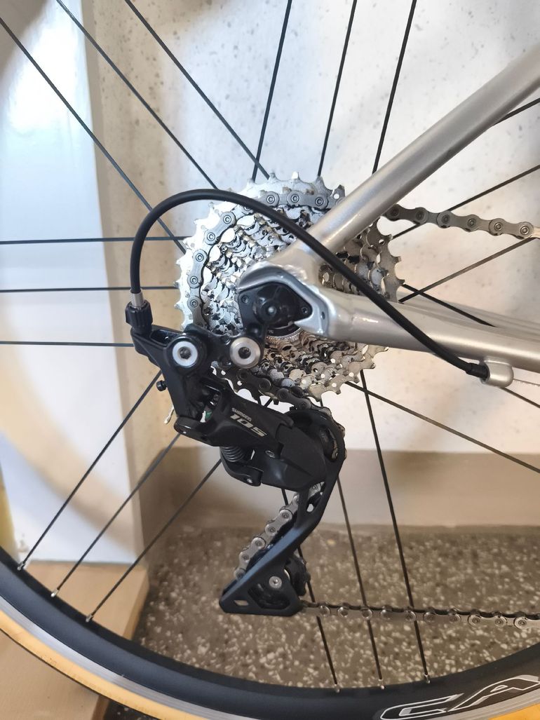 Used Cannondale Caad Shimano 105 2024 Road & Gravel, Light Gray — image 5 of 7