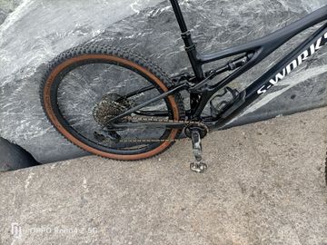 Used Specialized Stumpjumper EVO SRAM GX Eagle 2023 Mountainbike, Black — image 3 of 9