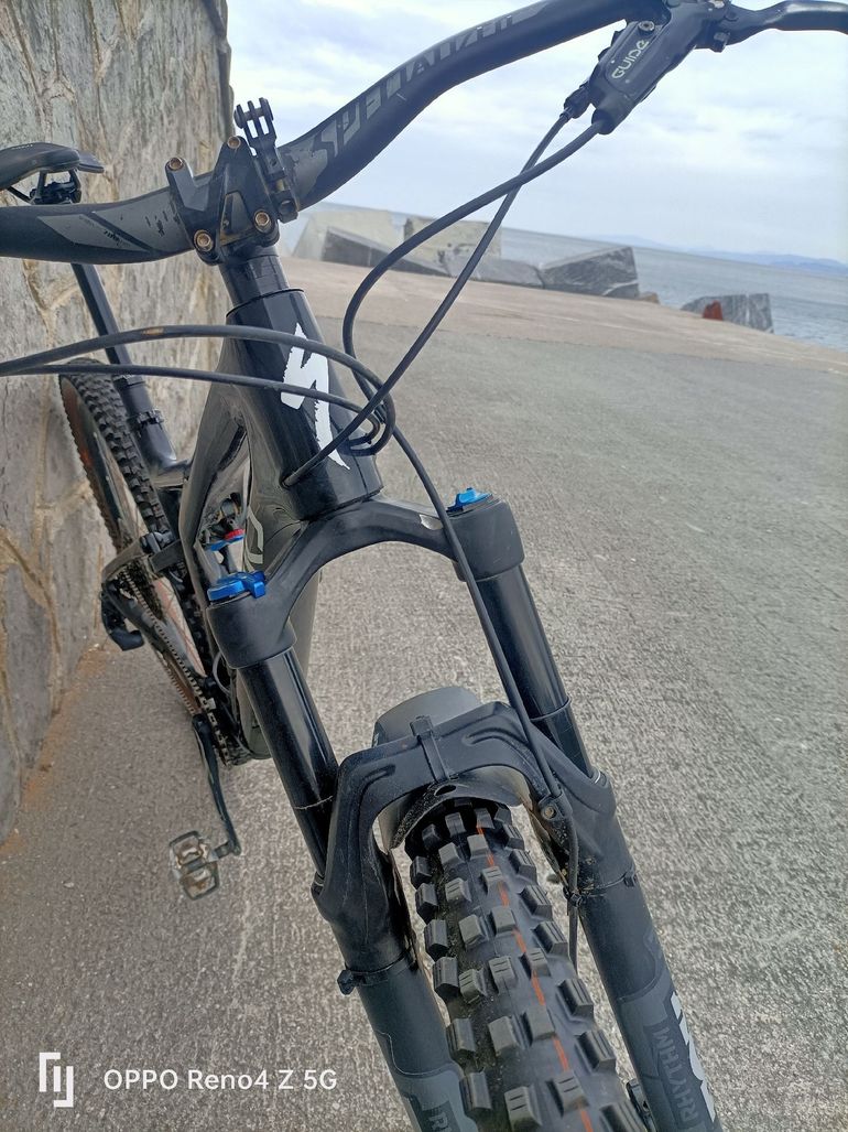 Used Specialized Stumpjumper EVO SRAM GX Eagle 2023 Mountainbike, Black — image 4 of 9