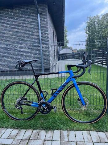 Used Canyon Ultimate CF SL 7 2023 2023 Road & Gravel, Blue — image 1 of 8