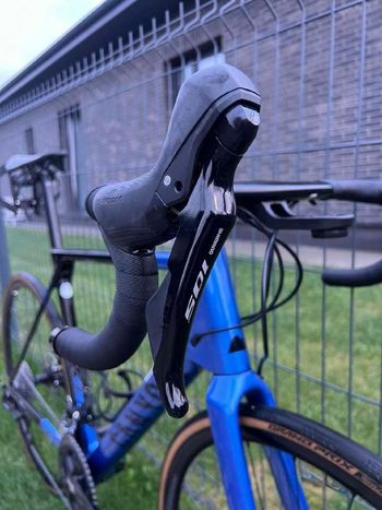 Used Canyon Ultimate CF SL 7 2023 2023 Road & Gravel, Blue — image 3 of 8