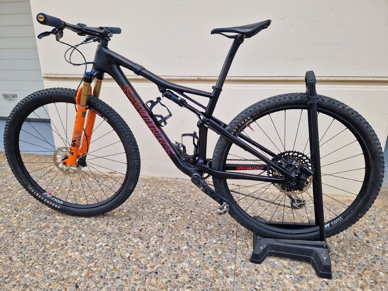 Used Specialized Epic SRAM XX1 2018 Mountainbike, Black, 29 — image 2 of 10