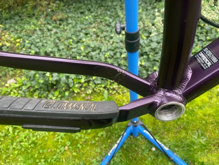 Used Commencal Meta HT AM 29 Frameset 2024 Mountainbike, Purple — image 11 of 13