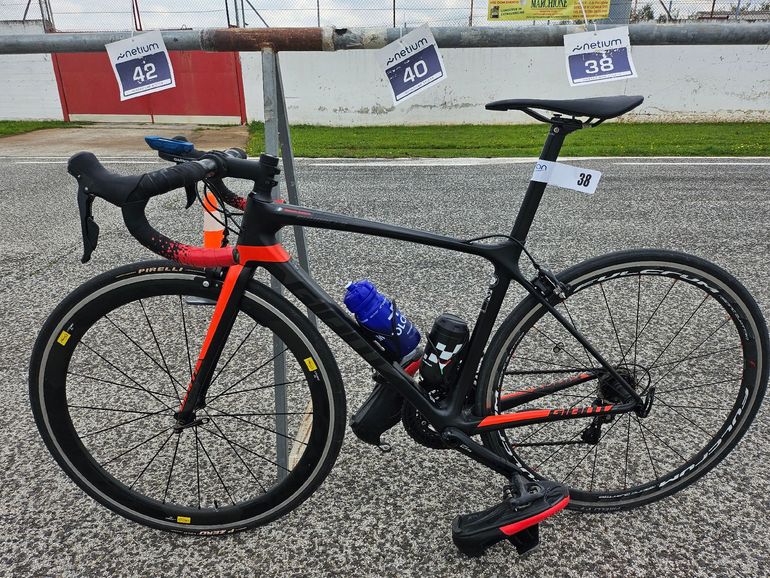 Used Giant Tcr Shimano Ultegra 2017 Road & Gravel — image 7 of 7