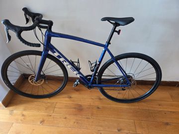 Used Trek Domane AL 2 Disc 2023 2023 Road & Gravel, Blue — image 2 of 7