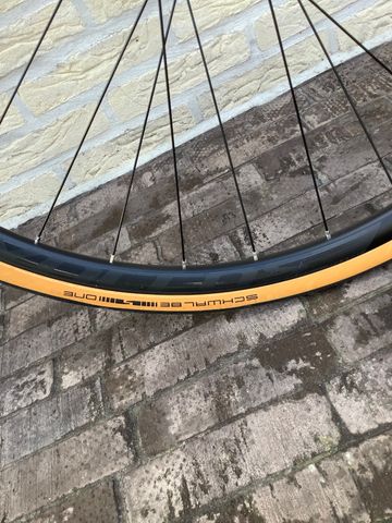 Used Scott Addict 20’ Disc 2020 Road & Gravel, Blue — image 6 of 7