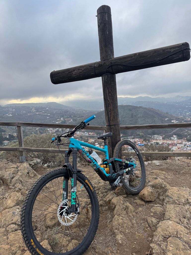 Used Specialized Enduro SRAM X01 Eagle 2021 Mountainbike, Blue — image 3 of 4