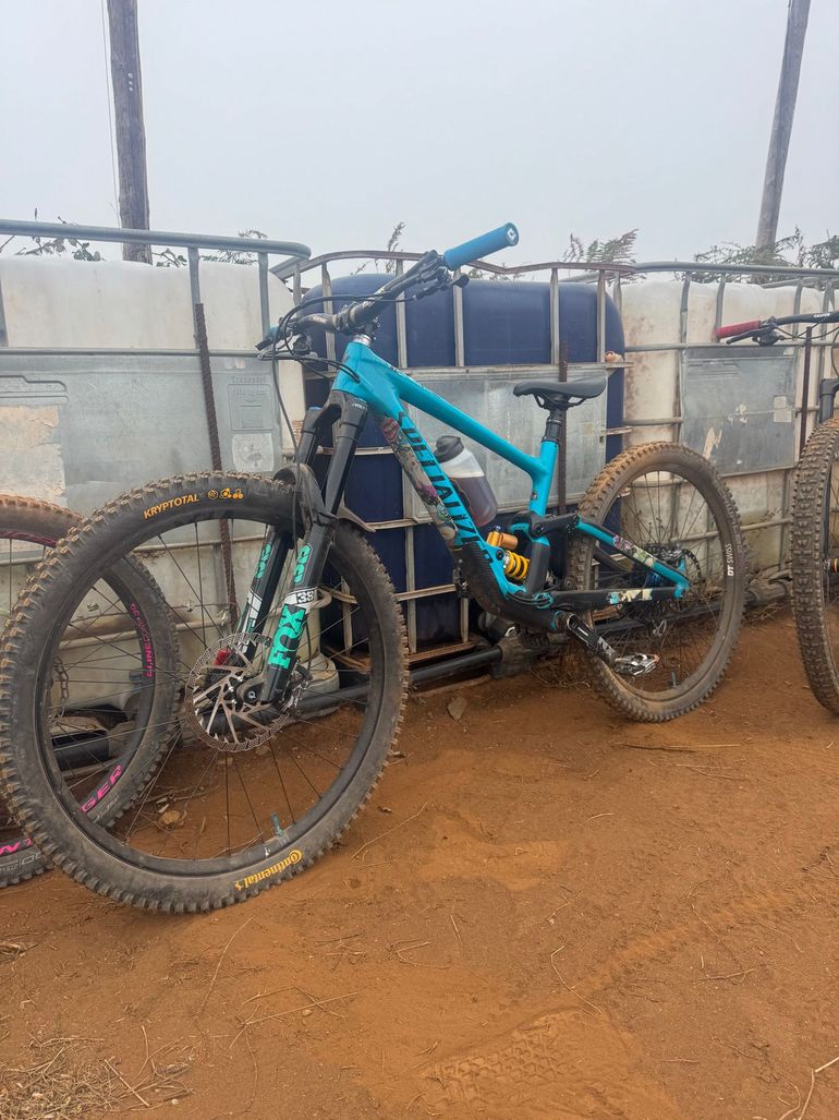 Used Specialized Enduro SRAM X01 Eagle 2021 Mountainbike, Blue — image 4 of 4