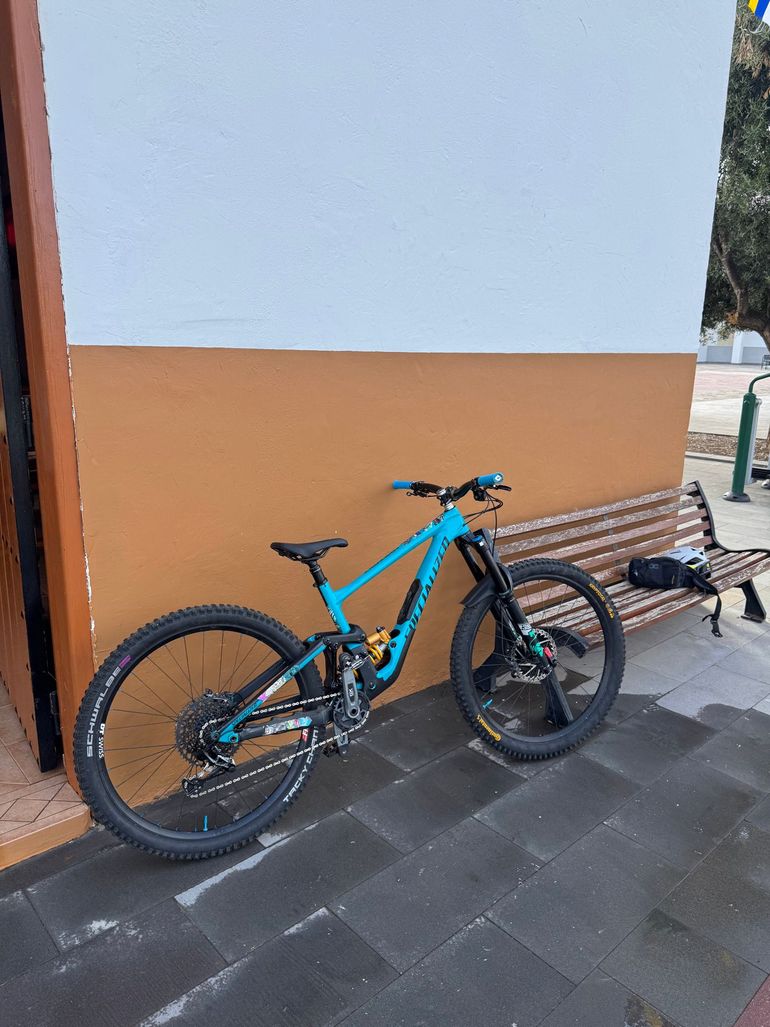 Used Specialized Enduro SRAM X01 Eagle 2021 Mountainbike, Blue — image 2 of 4