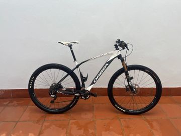 Used Orbea ALMA M20 2015 2015 Mountainbike, White — image 2 of 3