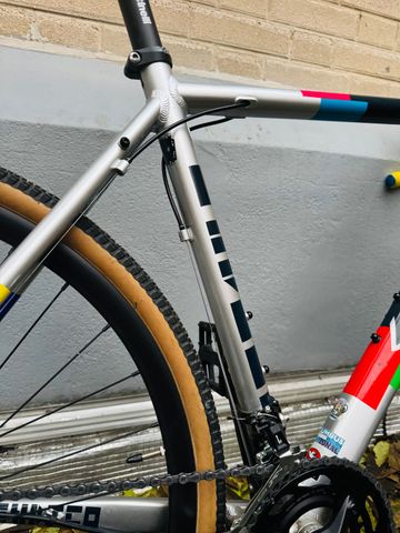 Used Cinelli Zydeco 2022 2022 Road & Gravel, Light Gray — image 8 of 10