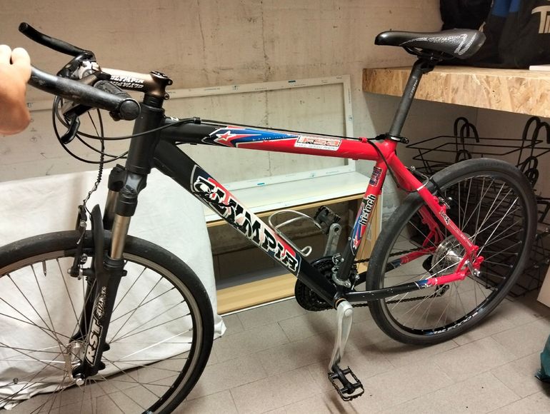 Used Olympia 7500 2006 Mountainbike, Red — image 1 of 5