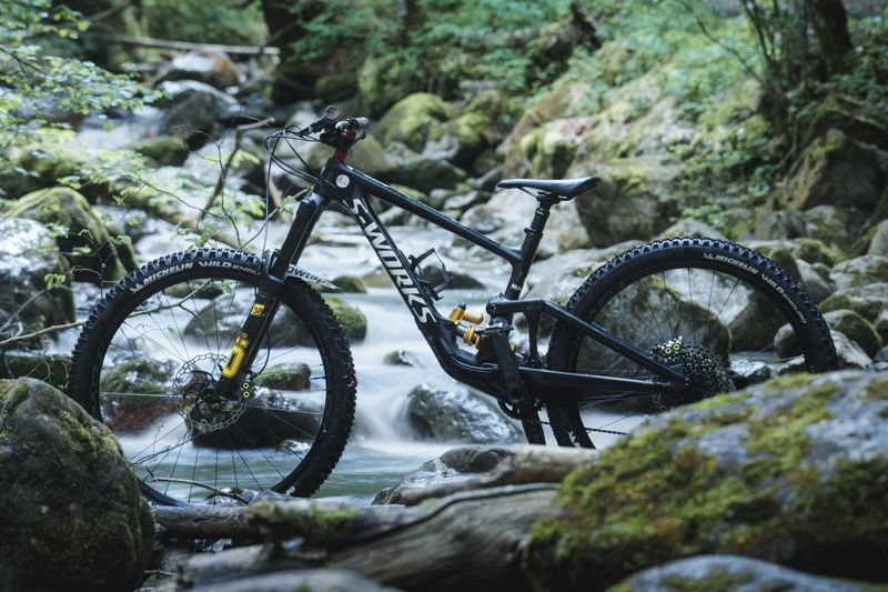 Used Specialized Enduro SRAM GX Eagle 2023 Mountainbike, Black — image 4 of 5