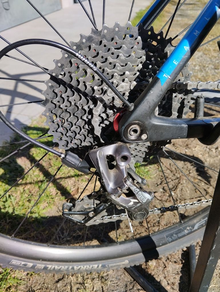 Gebrauchtes CUBE Nuroad SRAM Force 2022 Road & Gravel, Schwarz — Bild 3 von 8