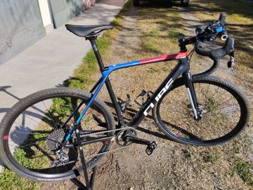 Used CUBE Nuroad SRAM Force 2022 Road & Gravel