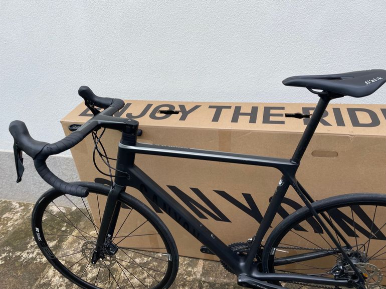 Used Canyon CF SL 7 Disc 2019 Road & Gravel, Black — image 1 of 9