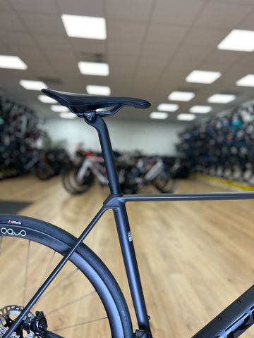 Used Orbea ORCA M20iLTD 2024 2024 Road & Gravel, Black — image 10 of 27