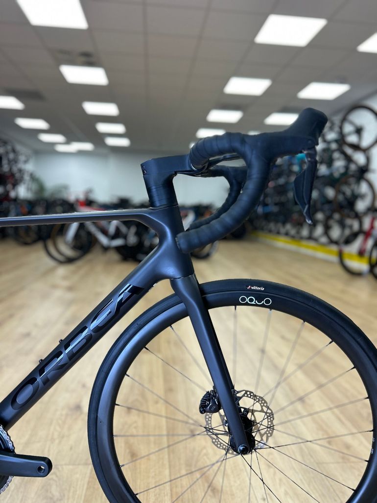 Used Orbea ORCA M20iLTD 2024 2024 Road & Gravel, Black — image 7 of 27