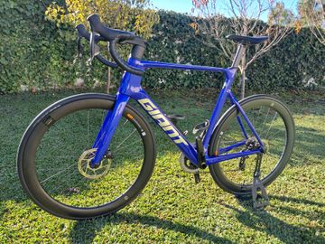 Used Giant Propel Advanced 1 2024 2024 Road & Gravel, Blue — image 7 of 16