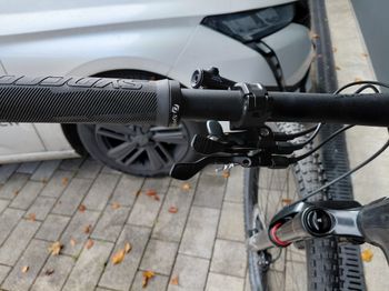 Used Scott Spark 940 2022 2022 Mountainbike, Black, 29 — image 5 of 10