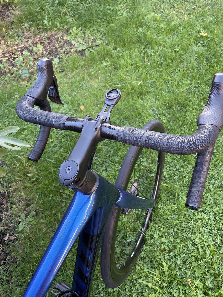 Used Giant Defy Advanced Pro 1 2022 2022 Road & Gravel, Blue — image 5 of 5