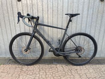 Used CUBE ATTAIN SLX 2022 2022 Road & Gravel, Light Gray — image 2 of 7