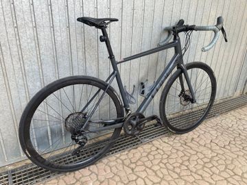 Used CUBE ATTAIN SLX 2022 2022 Road & Gravel, Light Gray — image 4 of 7