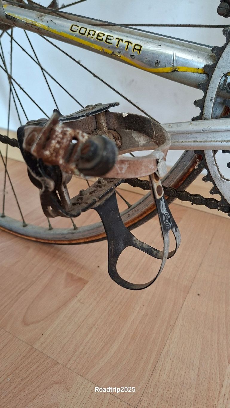 Used Vintage CORBETTA 1978 Road & Gravel, Light Gray — image 8 of 9
