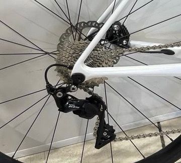 Used Giant TCR Advanced Disc 2 2021 2021 Road & Gravel, White — image 3 of 3