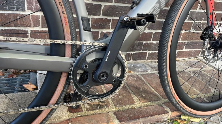 BMC Roadmachine 01 AMP X ONE 2024 2024