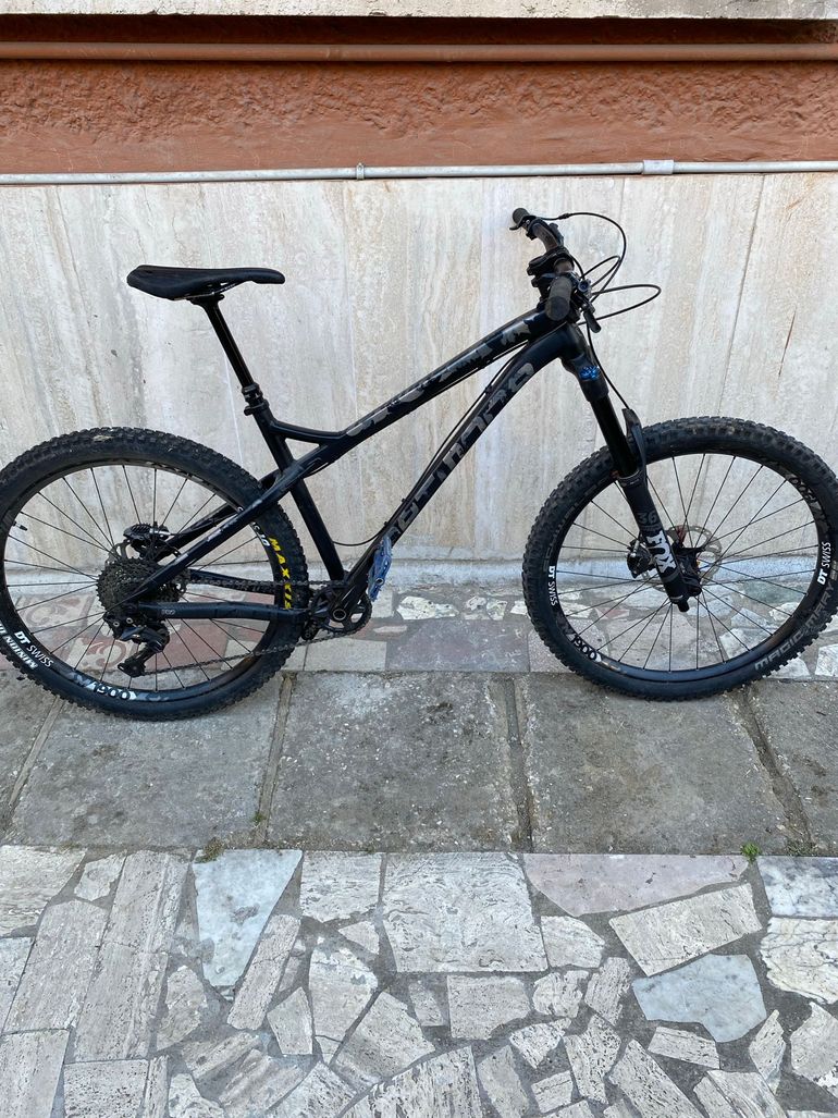 Used Dartmoor Primal Pro 27.5 2021 2021 Mountainbike, Black, 27.5 — image 1 of 14