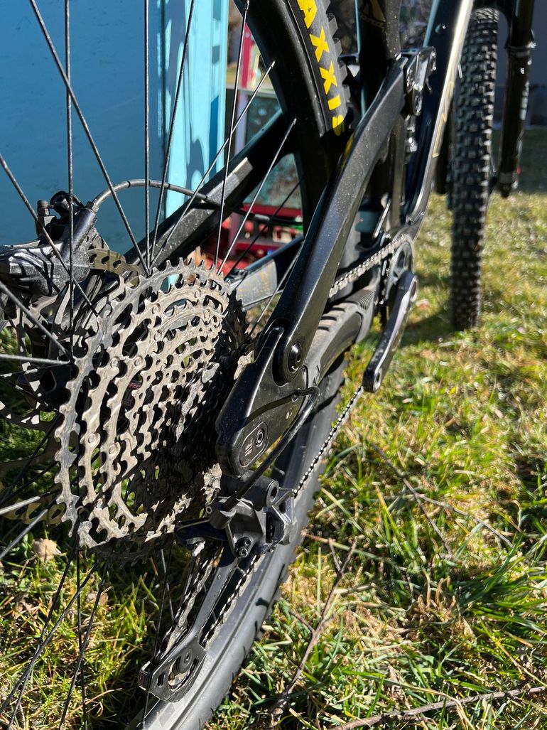 Used Kona Process X 2021 2021 Mountainbike, Black, 29, 27.5 — image 4 of 5