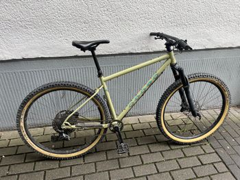 Used Marin Pine Mountain 2 2021 2021 Mountainbike, Green, 29 — image 1 of 10