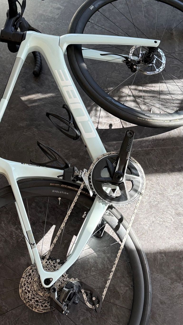 Used CUBE AGREE C:62, PRO 2024 2024 Road & Gravel, White — image 7 of 12