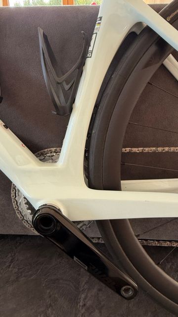 Used CUBE AGREE C:62, PRO 2024 2024 Road & Gravel, White — image 8 of 12