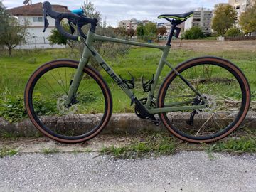 Used CUBE NUROAD RACE 2022 2022 Road & Gravel, Green — image 9 of 10