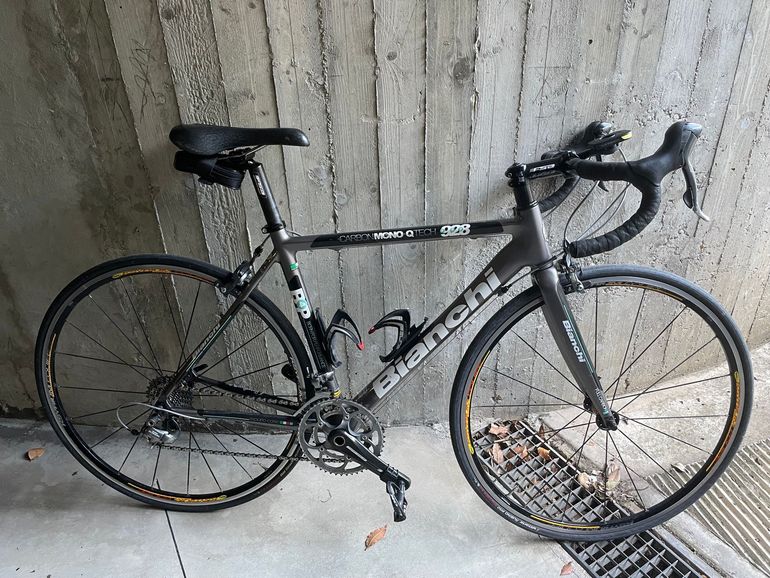 Used Bianchi VOBK6456770 2009 Road & Gravel, Black — image 1 of 4