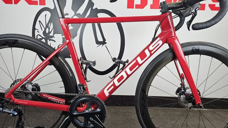 Used Focus IZALCO MAX 8.9 2022 2022 Road & Gravel, Red — image 2 of 20