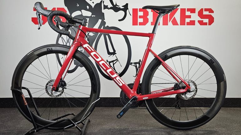 Used Focus IZALCO MAX 8.9 2022 2022 Road & Gravel, Red — image 6 of 20