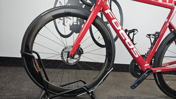 Used Focus IZALCO MAX 8.9 2022 2022 Road & Gravel, Red — image 4 of 20