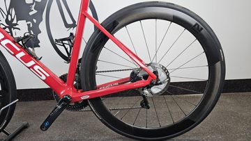 Used Focus IZALCO MAX 8.9 2022 2022 Road & Gravel, Red — image 7 of 20