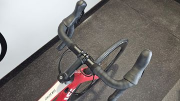 Used Focus IZALCO MAX 8.9 2022 2022 Road & Gravel, Red — image 13 of 20