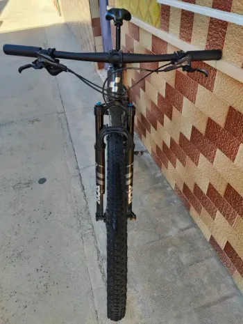 Used CUBE REACTION C:62 PRO 2022 2022 Mountainbike, Light Gray, 29 — image 4 of 9